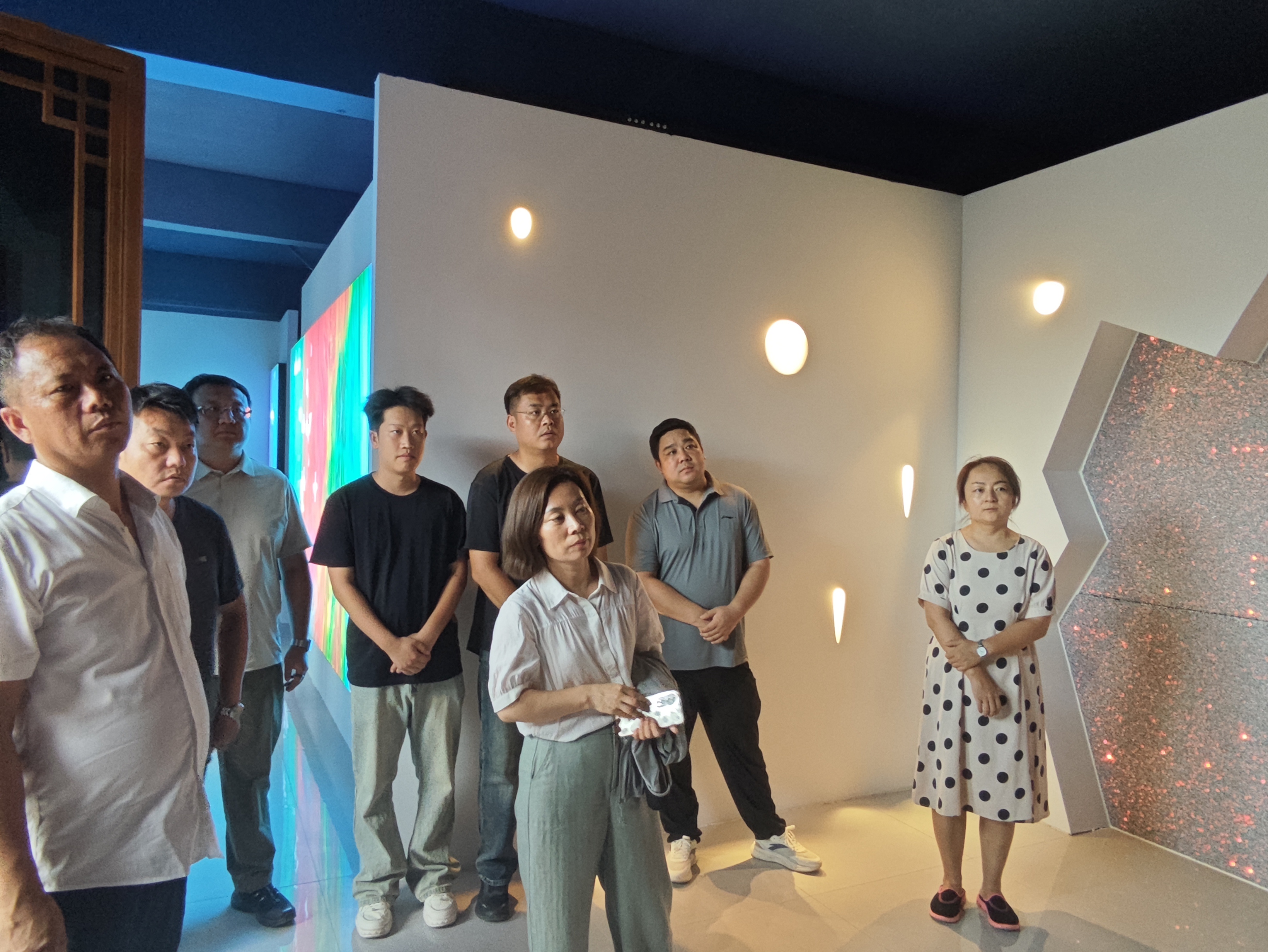 開封文投教育一行蒞臨星如雨光影研學基地調研